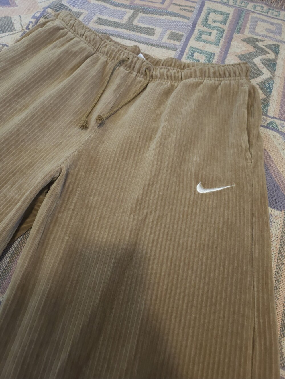 Nike Womens Wide Leg Velour Track Pants Sweatpants Joggers Size Large - Picture 6 of 9